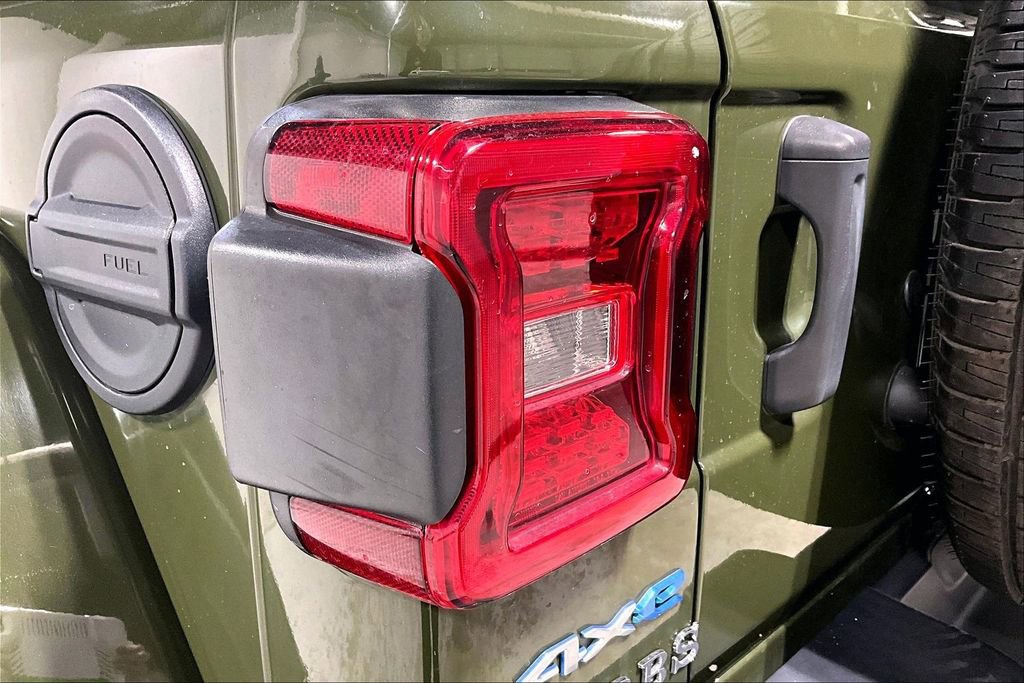 Used 2021 Jeep Wrangler Unlimited Sahara w/ Safety Group image 38