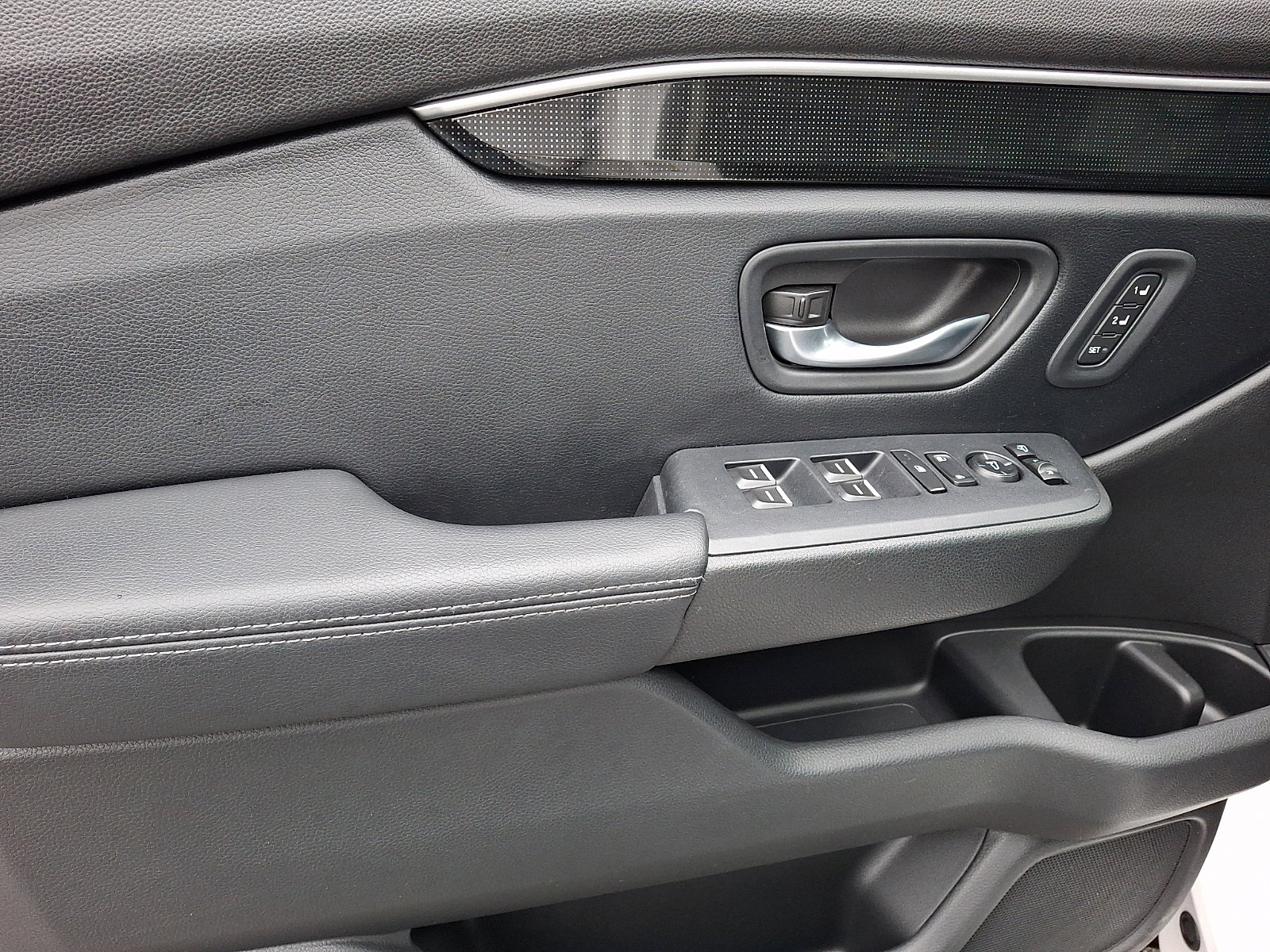 Used 2024 Honda Pilot Elite image 14