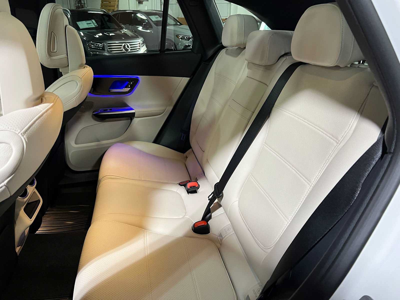 Used 2026 Mercedes-Benz GLC 300 4MATIC image 21