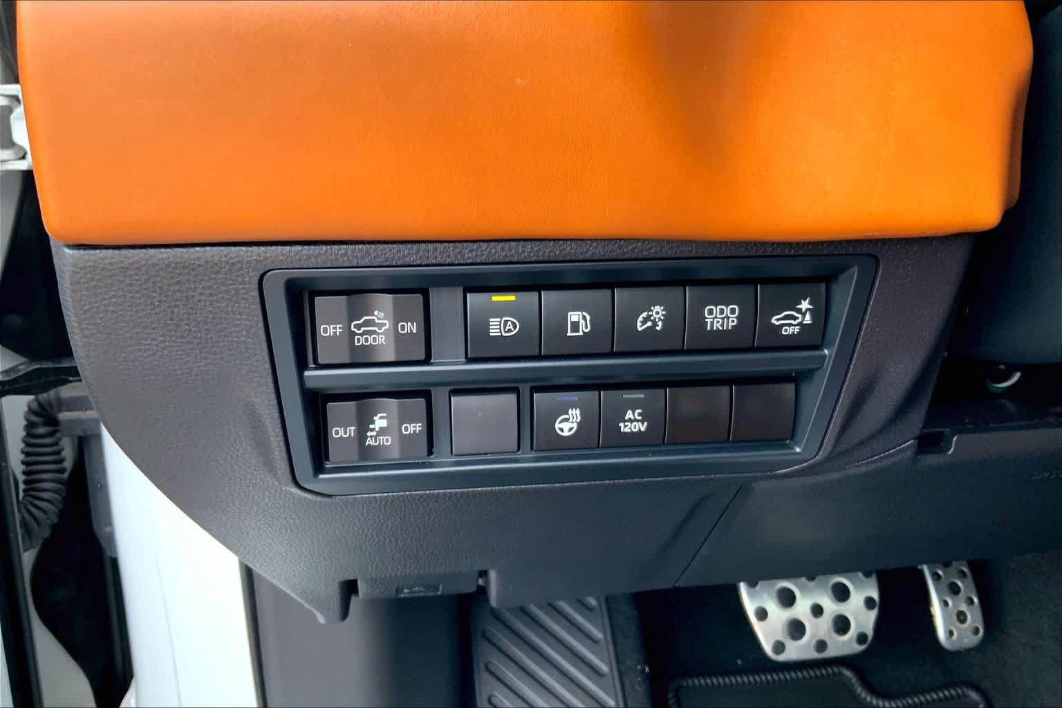 Used 2024 Toyota Tundra 1794 Edition AWD/4WD image 33