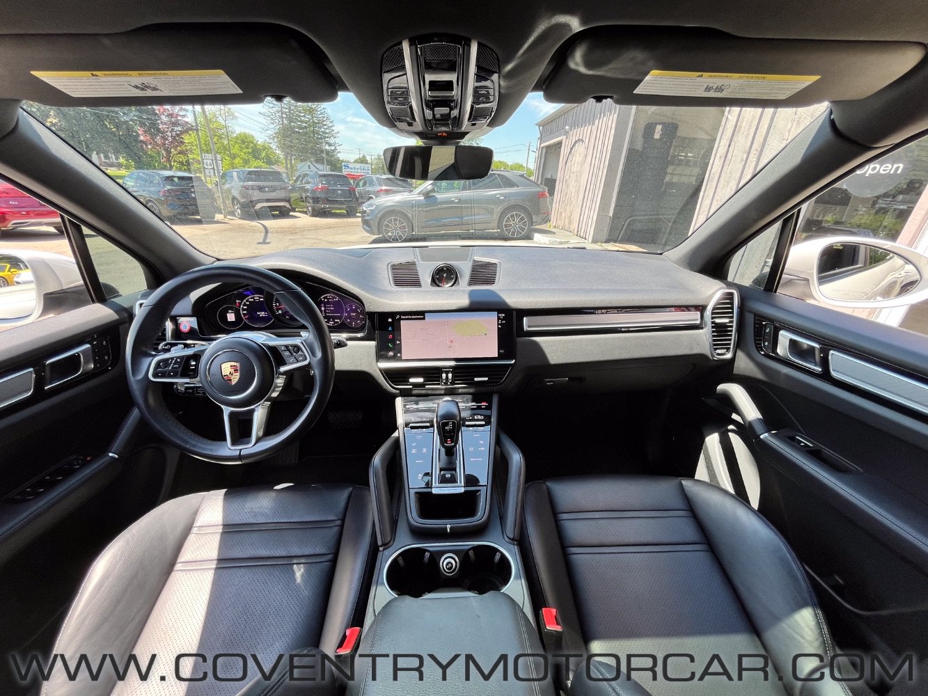 Used 2023 Porsche Cayenne Platinum Edition AWD/4WD image 28