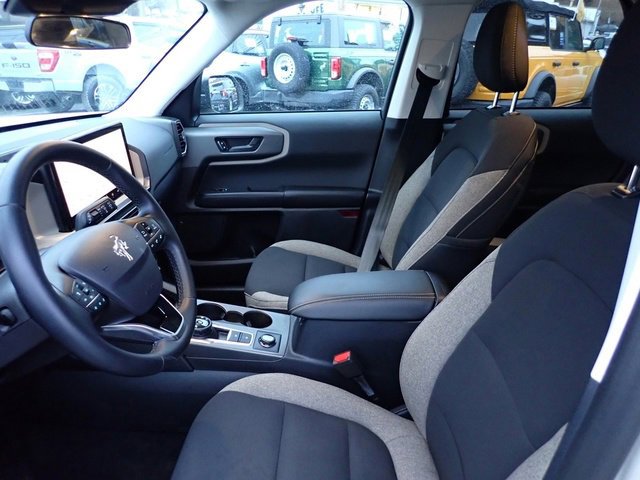 Used 2025 Ford Bronco Sport Big Bend image 10