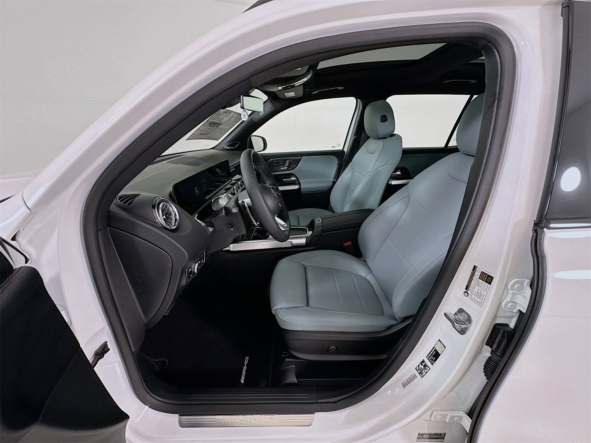 New 2026 Mercedes-Benz GLB 35 AMG 4MATIC image 22