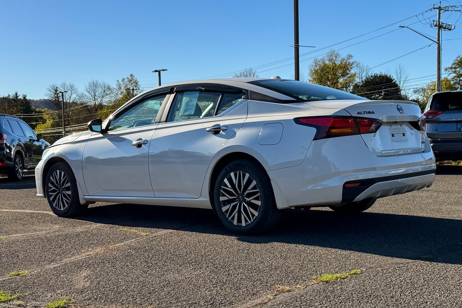 Used 2024 Nissan Altima 2.5 SV image 5