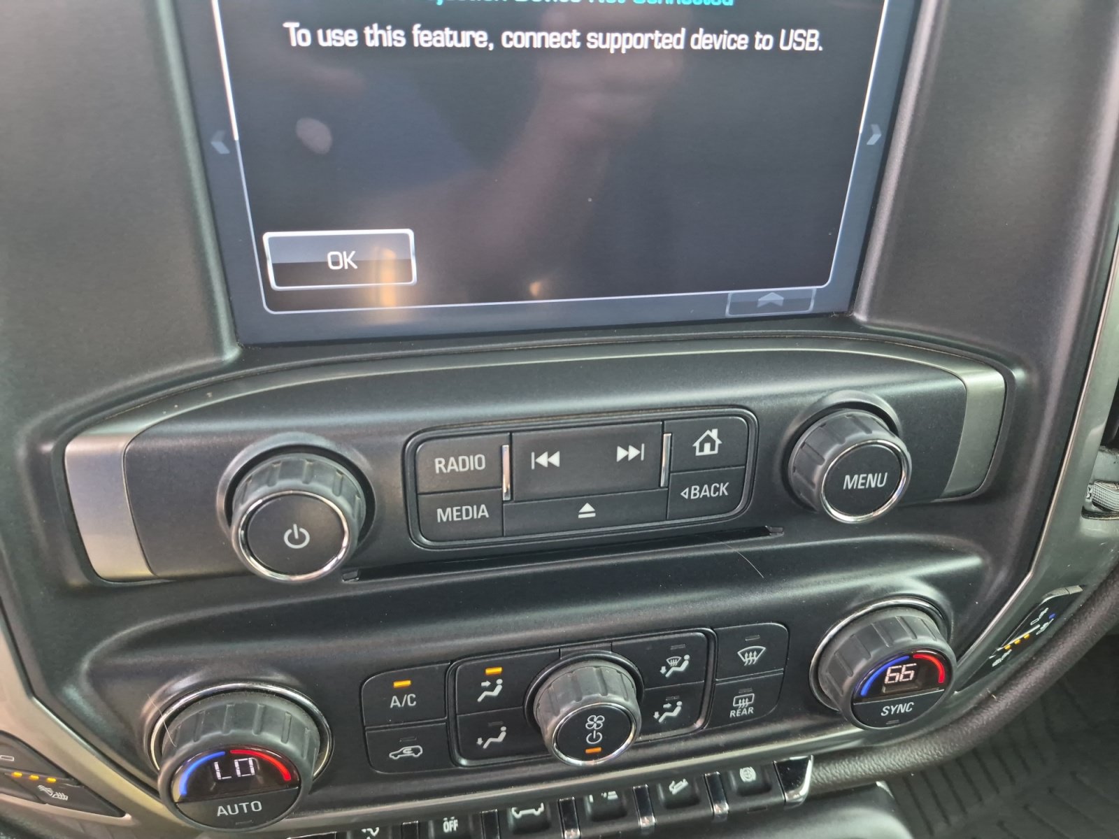 Used 2019 Chevrolet Silverado 2500 LTZ w/ Duramax Plus Package AWD/4WD image 17