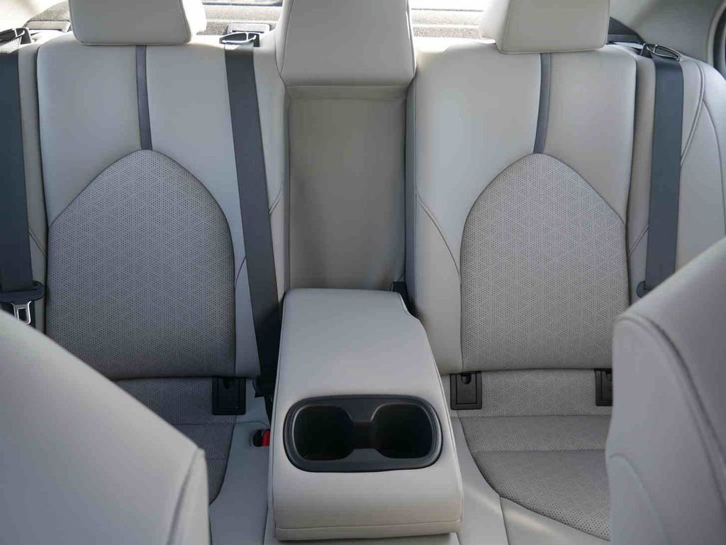 Used 2023 Toyota Camry XSE w/ Cold Weather Package image 33