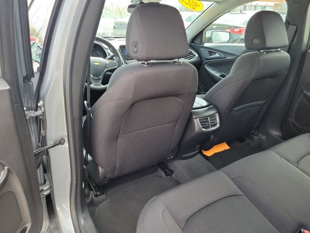 Used 2023 Chevrolet Malibu LT FWD image 15