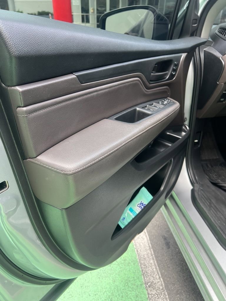 Used 2018 Honda Odyssey Touring image 6