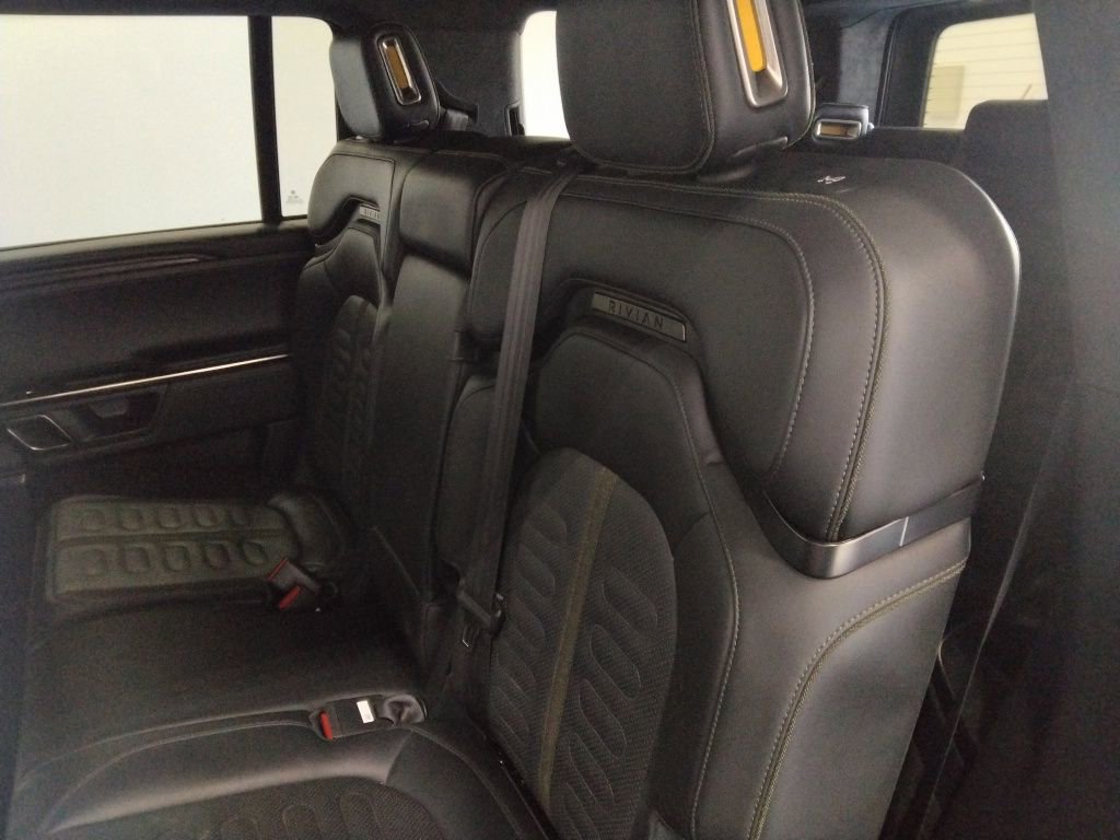 Used 2023 Rivian R1S Launch Edition image 37