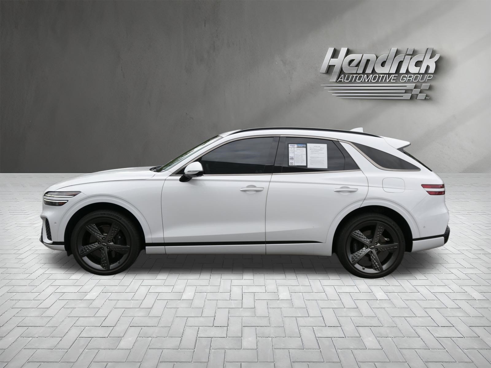 Used 2023 Genesis GV70 2.5T w/ Sport Prestige Package AWD/4WD image 6