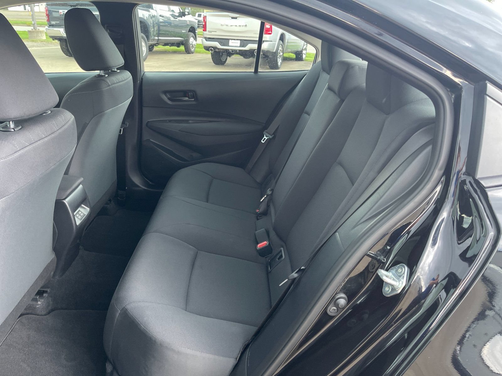 Used 2026 Toyota Corolla LE FWD image 13