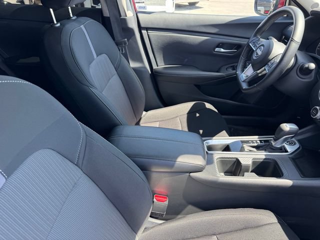 Used 2025 Nissan Sentra SV w/ All-Weather Package FWD image 6