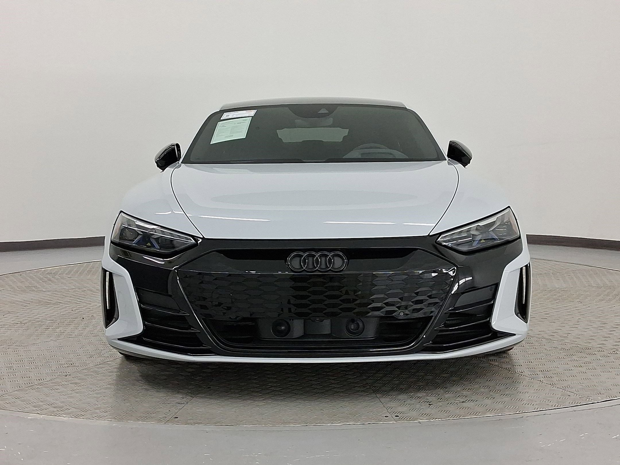 Used 2022 Audi RS e-tron GT quattro w/ Year 1 Package image 6