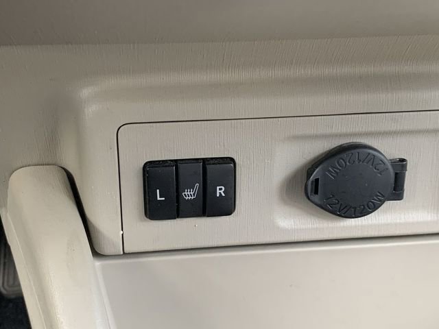 Used 2012 Toyota Prius V Five image 28