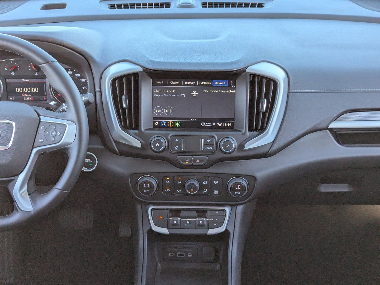 Used 2023 GMC Terrain SLT w/ Elevation Edition image 17