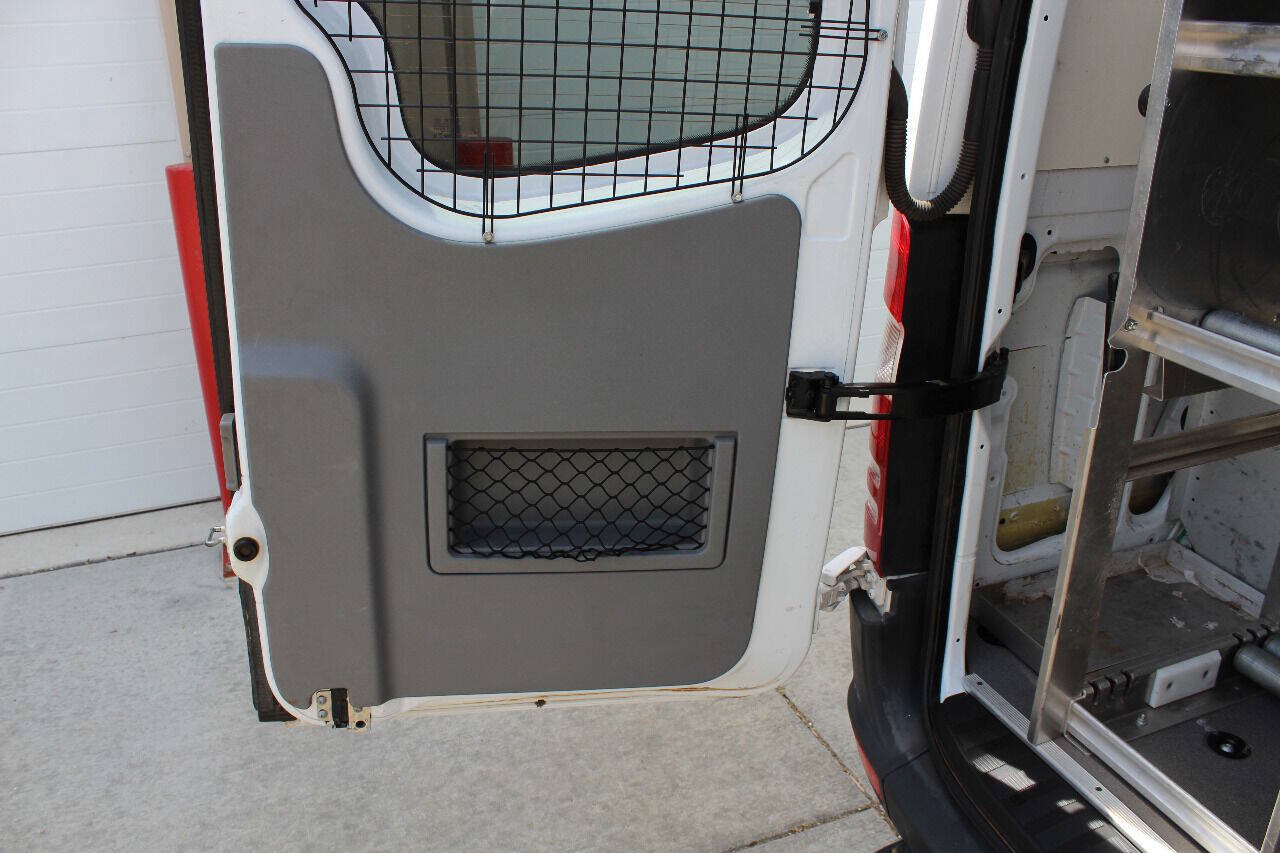 Used 2013 Mercedes-Benz Sprinter 2500 image 16