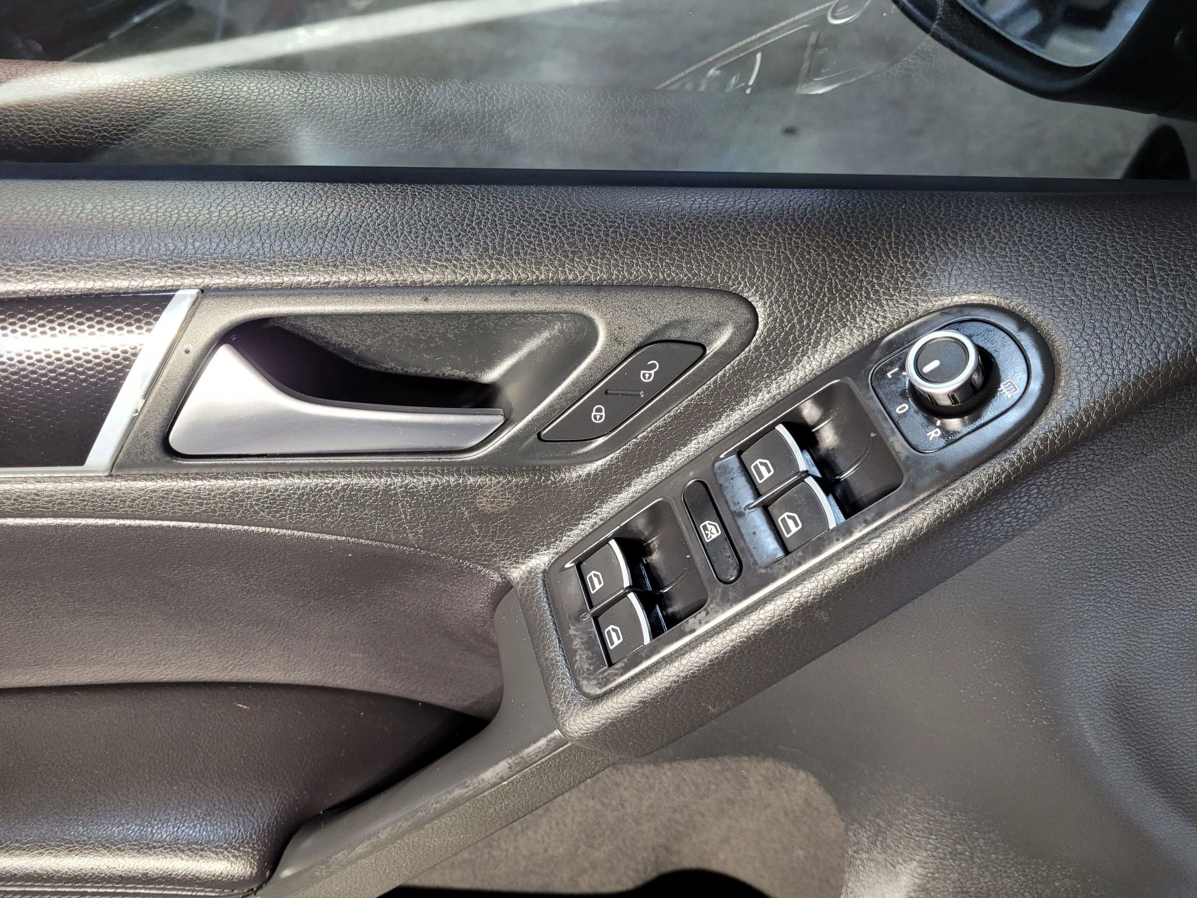 Used 2013 Volkswagen GTI Driver's Edition image 16