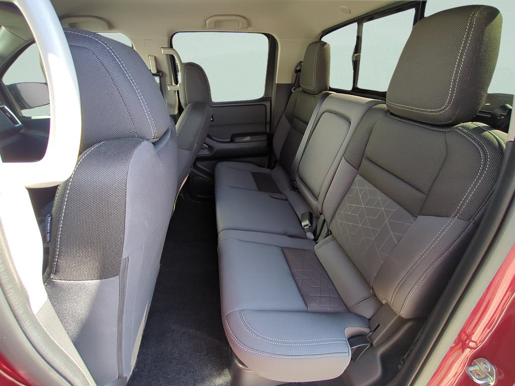 Certified 2025 Nissan Frontier SV w/ SV Convenience Package RWD image 10