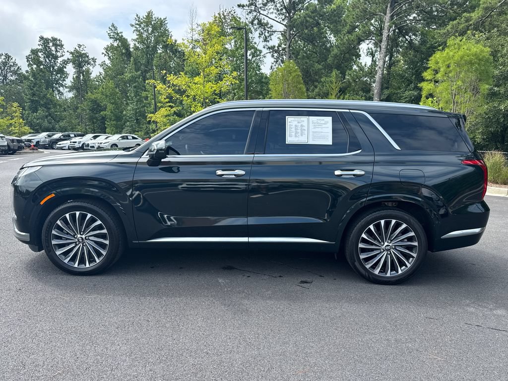 Used 2023 Hyundai Palisade Calligraphy FWD image 4