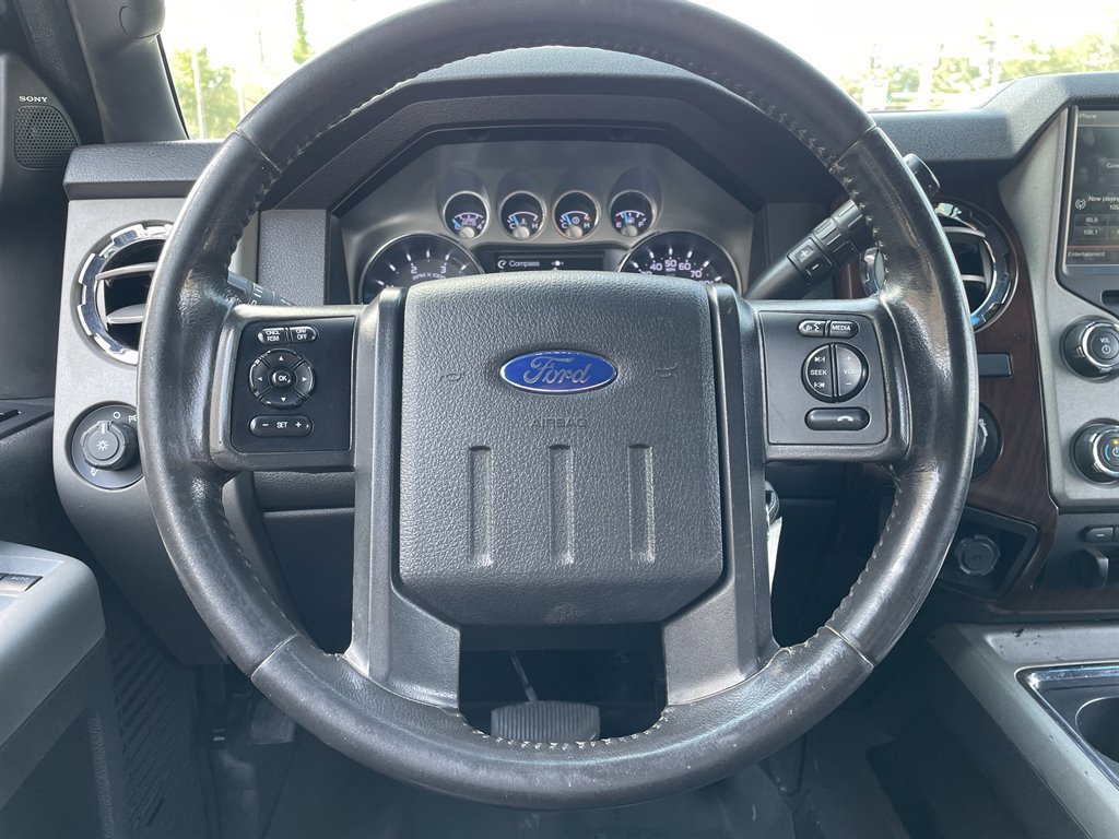 Used 2015 Ford F250 Lariat w/ Lariat Ultimate Package image 27