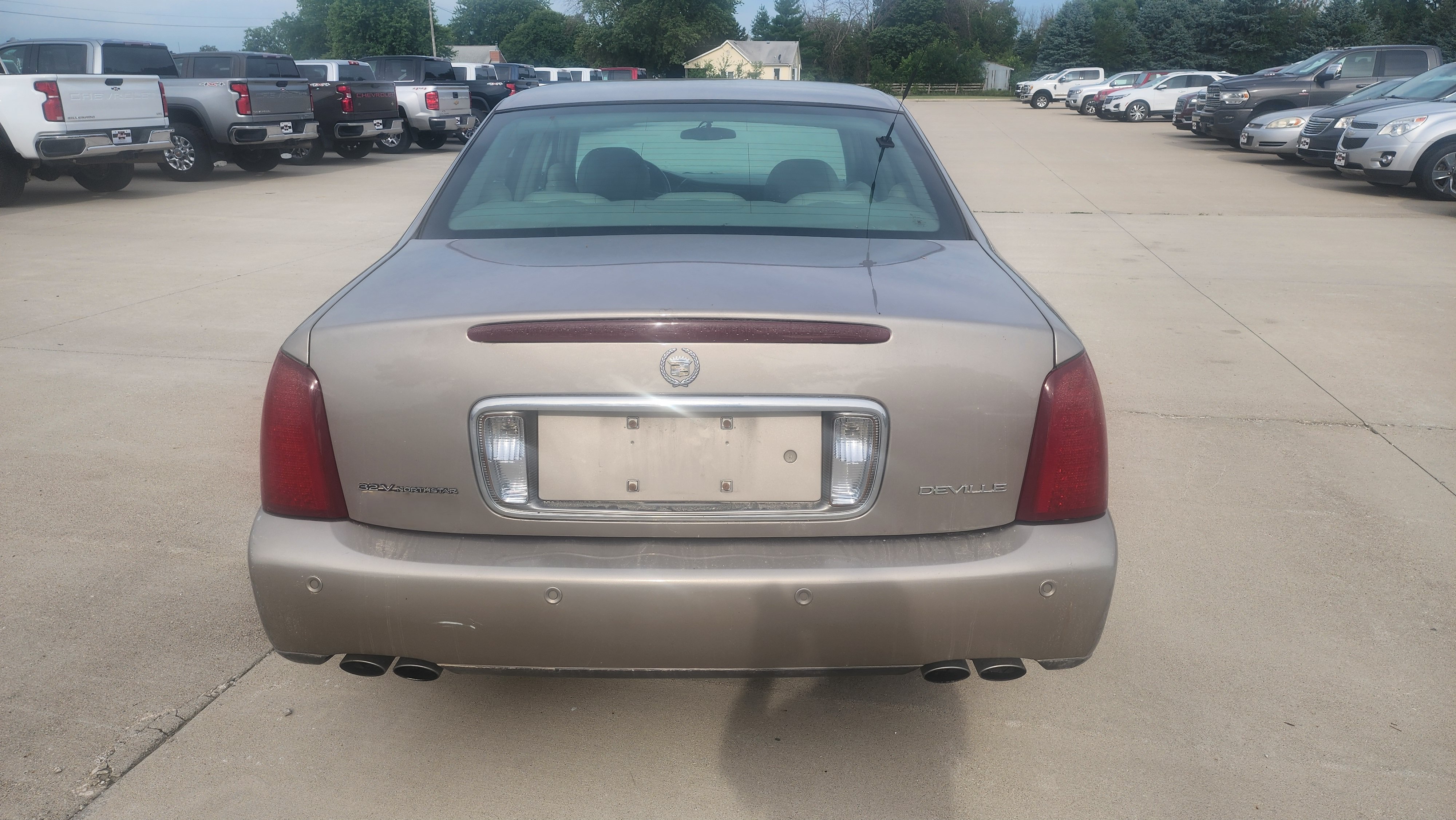 Used 2001 Cadillac De Ville w/ Comfort/Convenience Pkg FWD image 5
