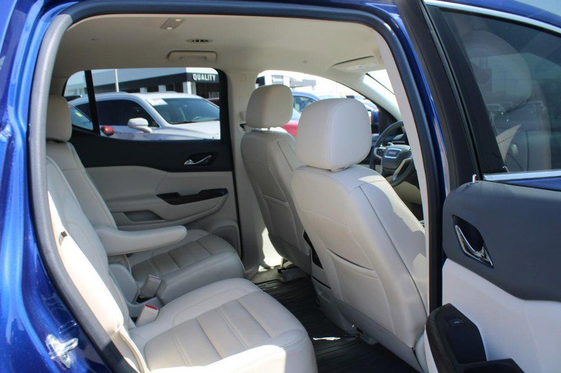 Certified 2023 GMC Acadia Denali w/ Denali Technology Package image 13