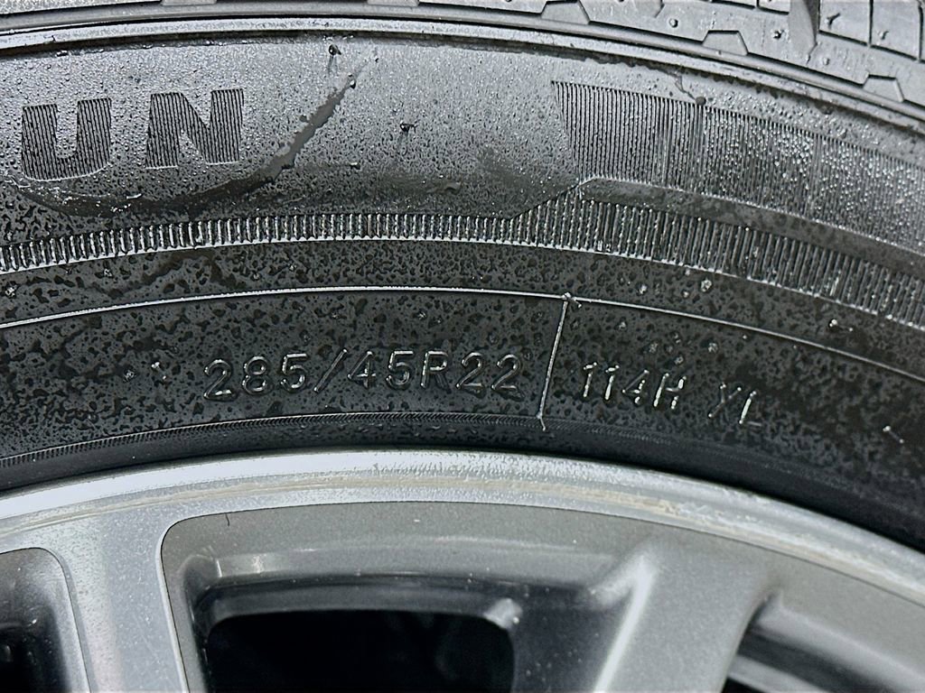 Used 2024 Ford Expedition Limited image 32