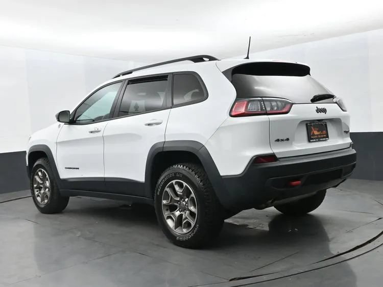 Used 2022 Jeep Cherokee Trailhawk w/ Technology Group B AWD/4WD image 9