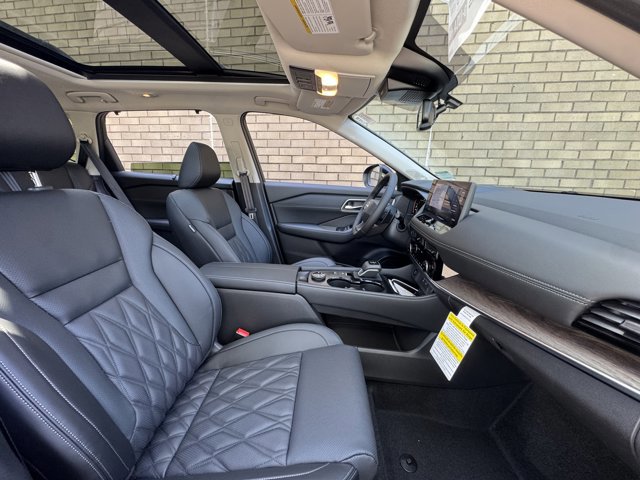 New 2026 Nissan Rogue Platinum w/ Platinum Premium Package AWD/4WD image 6
