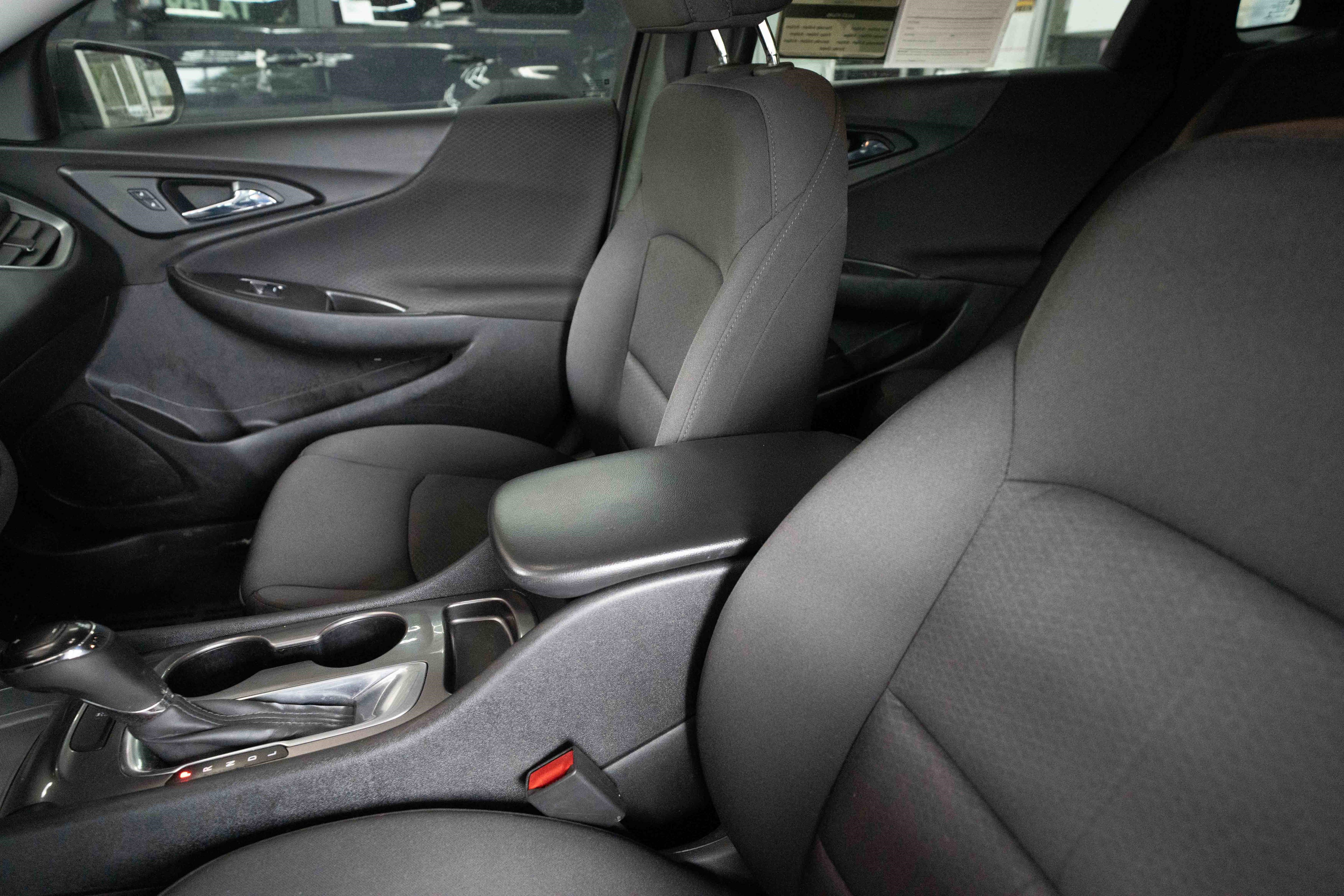 Used 2020 Chevrolet Malibu LS FWD image 10