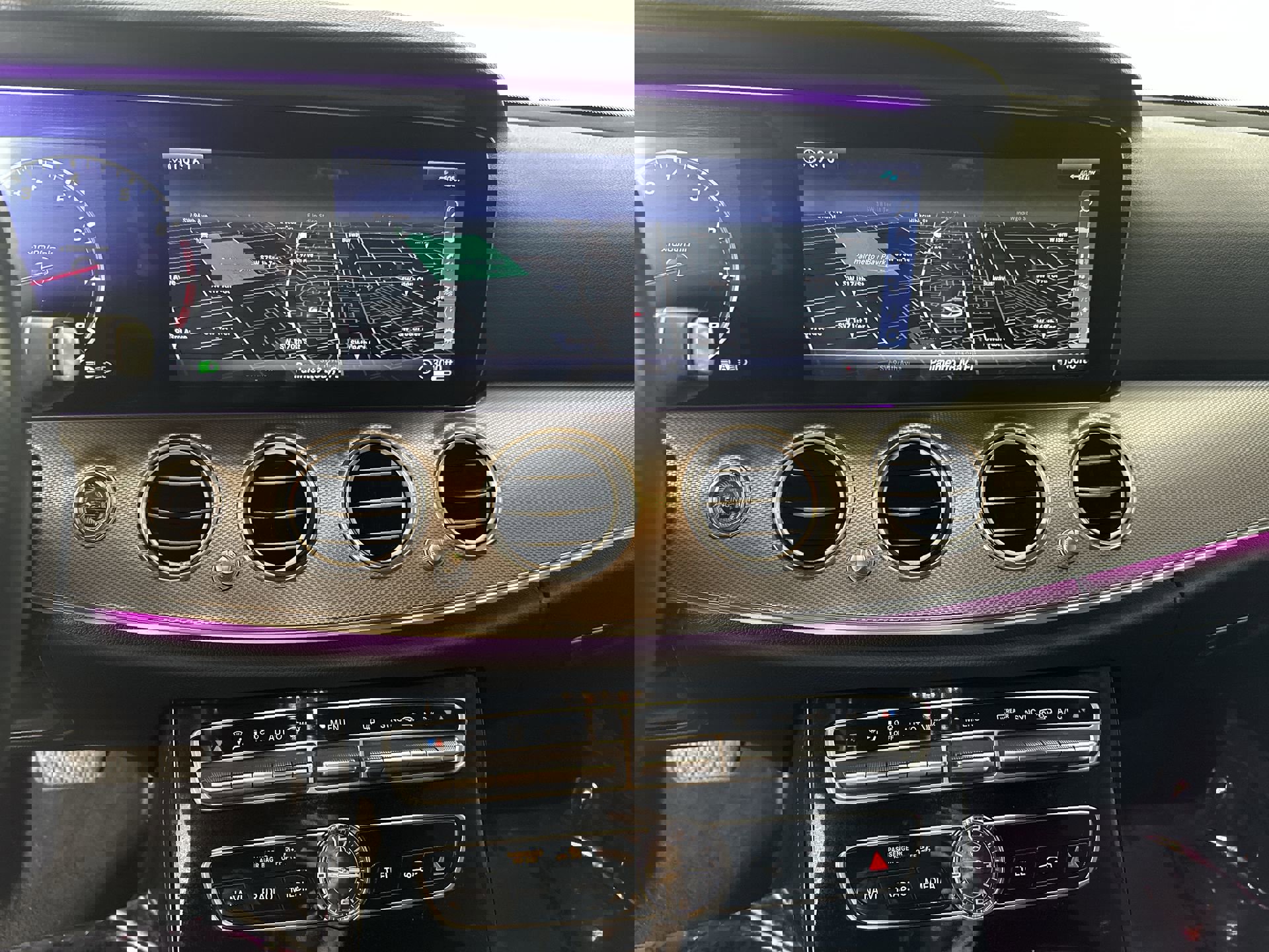 Used 2019 Mercedes-Benz E 300 image 25