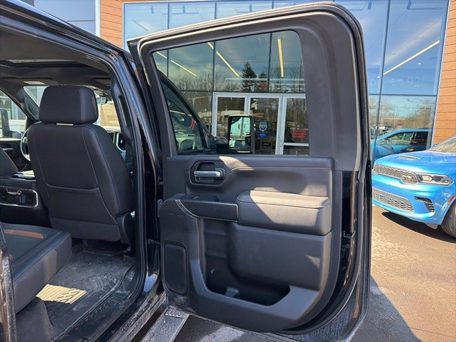 Used 2020 GMC Sierra 2500 AT4 w/ AT4 Premium Package image 12