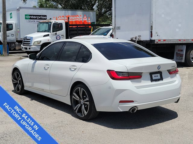 Used 2023 BMW 330i Sedan w/ Premium Package RWD image 5