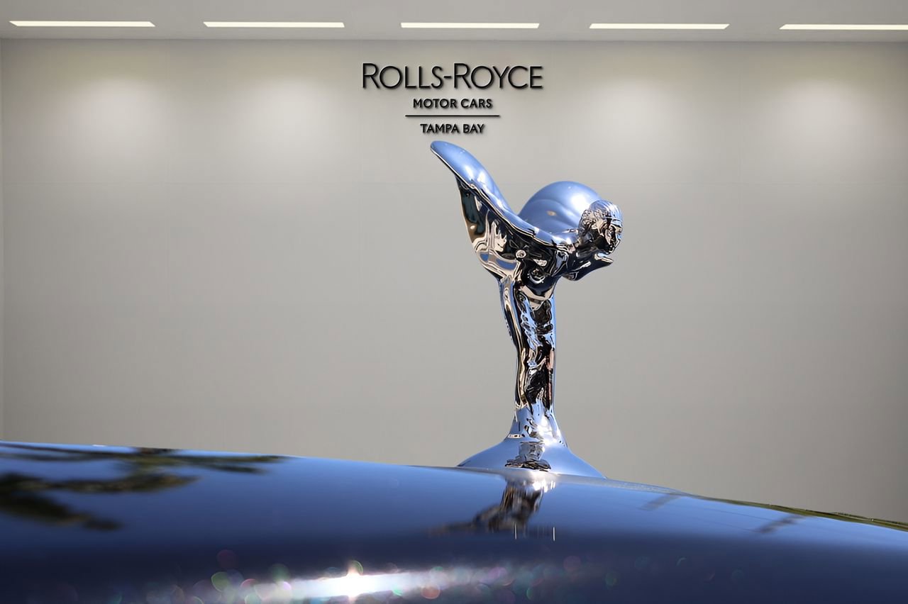 New 2026 Rolls-Royce Cullinan AWD/4WD image 7