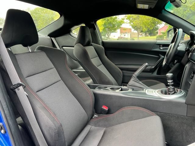 Used 2018 Subaru BRZ Premium w/ Popular Package #1 RWD image 15