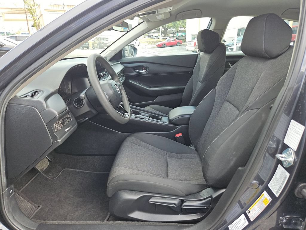 Used 2025 Honda Accord LX image 11