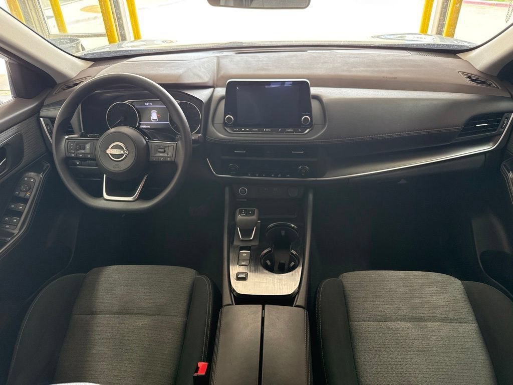 Certified 2023 Nissan Rogue SV FWD image 26