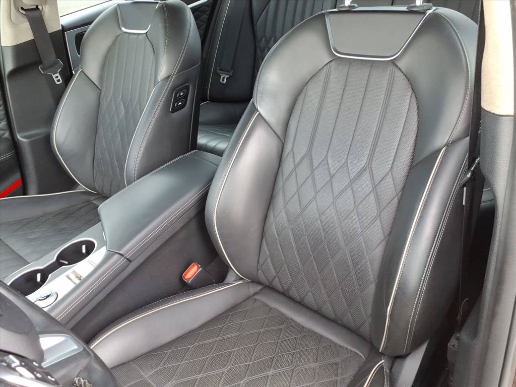 Used 2019 Genesis G70 3.3T Advanced w/ Prestige Package RWD image 18