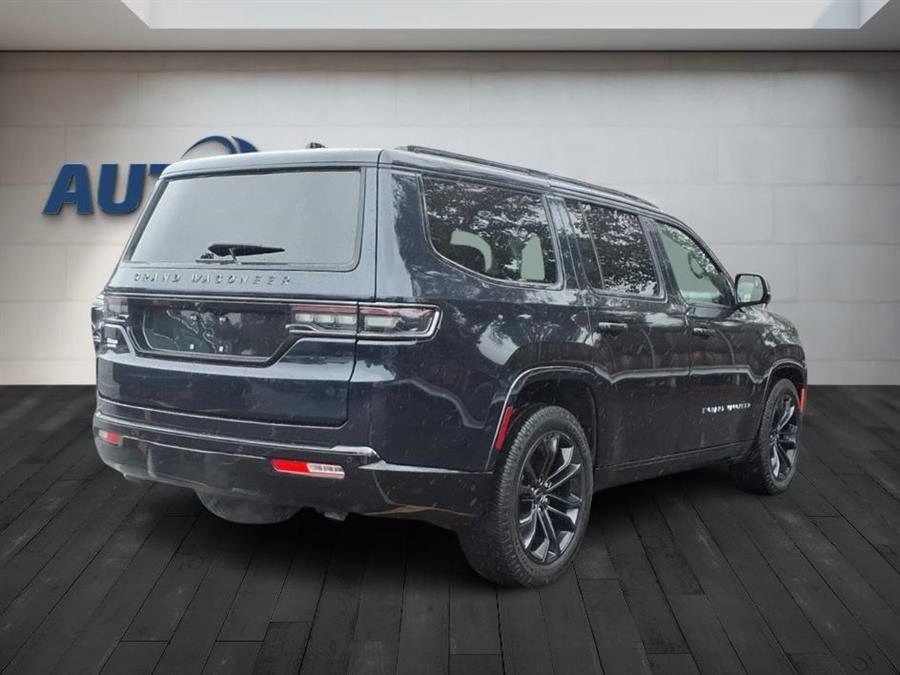 Used 2024 Jeep Grand Wagoneer Series III w/ Quick Order Packagew 28T image 9