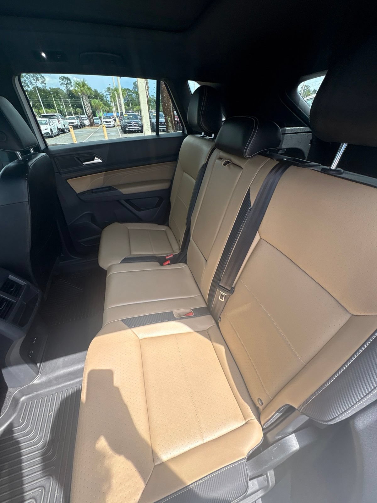 Used 2022 Volkswagen Atlas Cross Sport SE w/ Panoramic Sunroof Package AWD/4WD image 36
