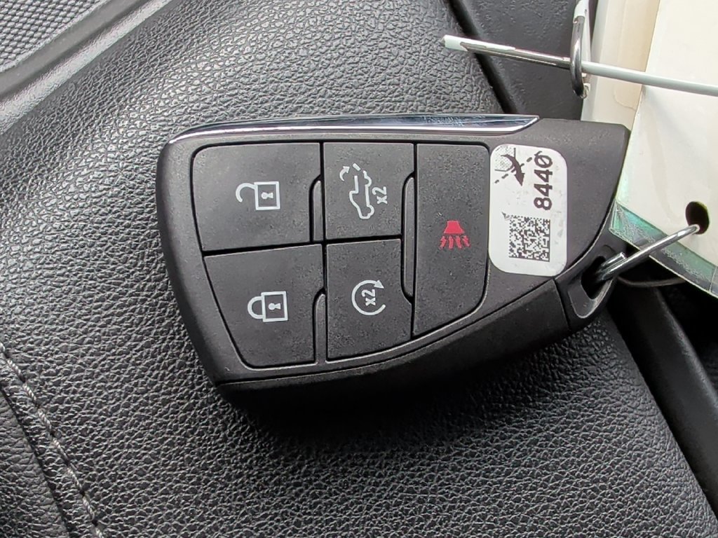 Used 2023 GMC Sierra 1500 SLE AWD/4WD image 39