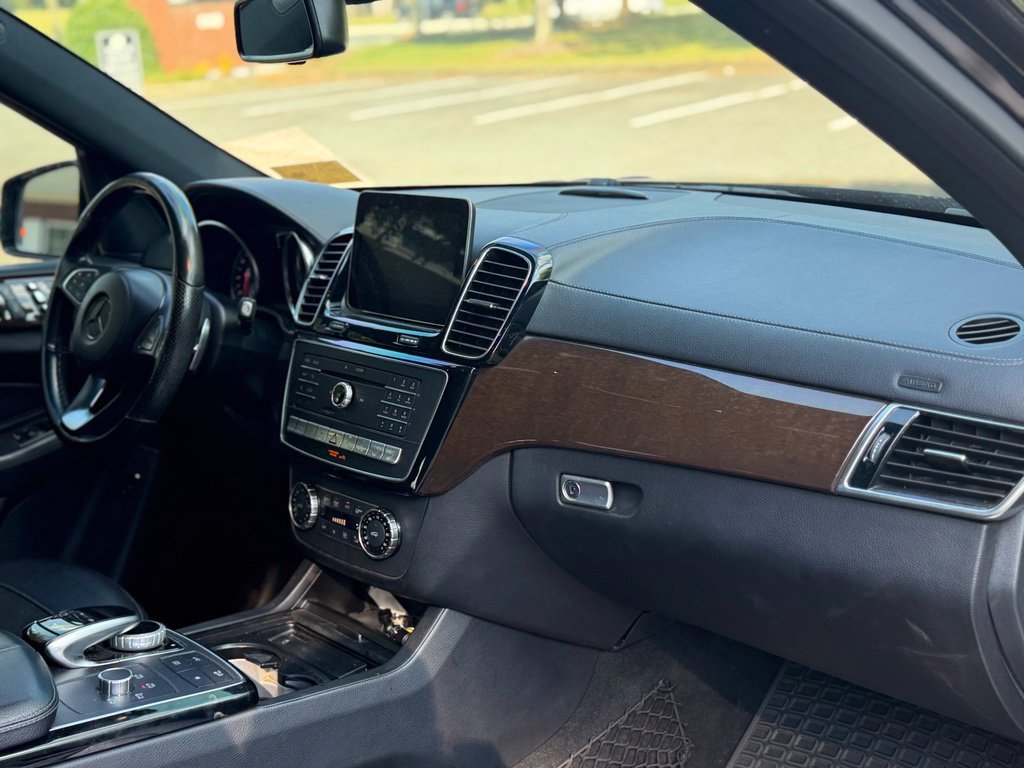Used 2019 Mercedes-Benz GLS 450 4MATIC image 16