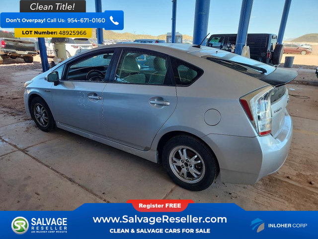 Used 2011 Toyota Prius Three w/ Navigation Pkg FWD image 3