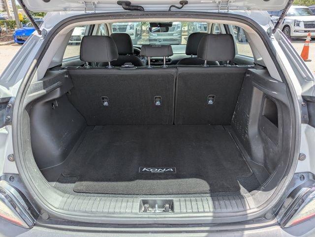 Used 2022 Hyundai Kona SE image 10