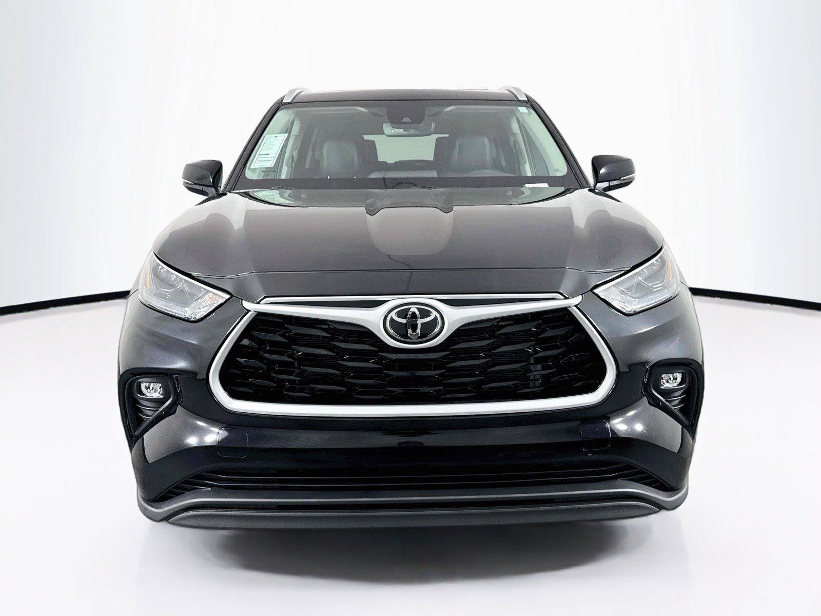Certified 2026 Toyota Highlander XLE AWD/4WD image 9