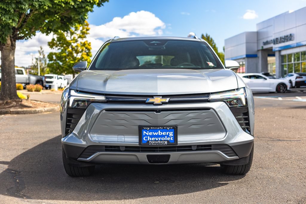 Used 2024 Chevrolet Blazer EV LT AWD/4WD image 5