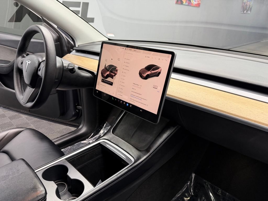 Used 2022 Tesla Model Y Performance AWD/4WD image 46