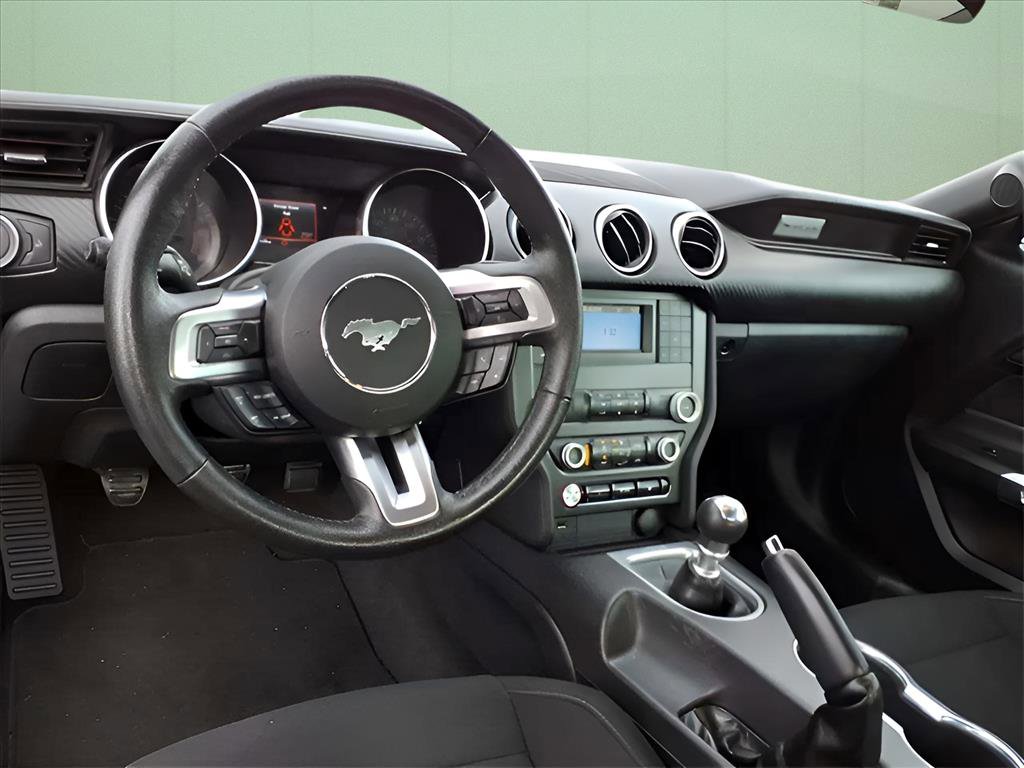 Used 2022 Ford Mustang Coupe image 8