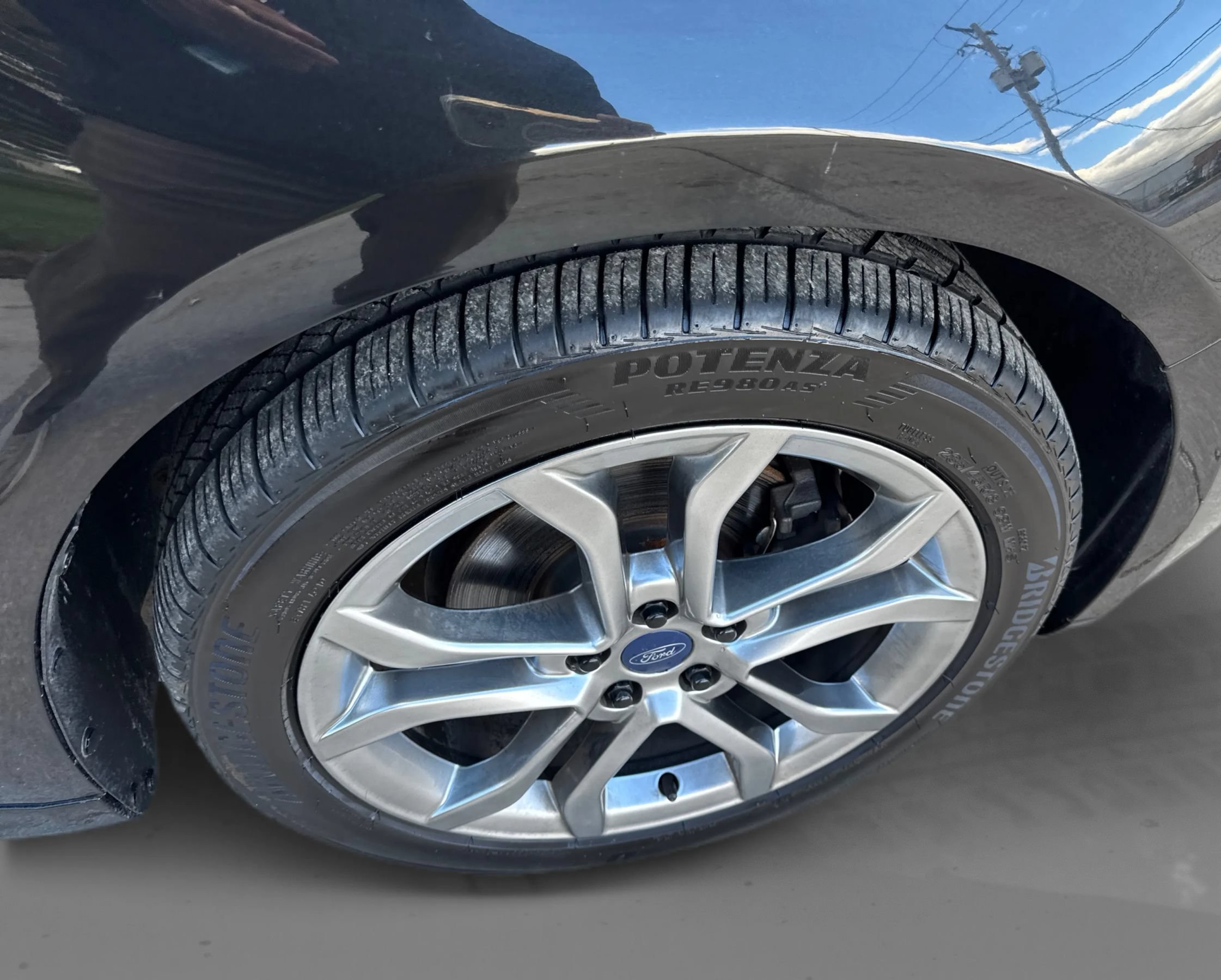 Used 2015 Ford Fusion SE w/ Equipment Group 202A AWD/4WD image 25