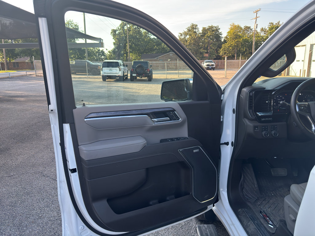 Certified 2025 Chevrolet Silverado 1500 LTZ w/ LTZ Premium Texas Edition AWD/4WD image 10